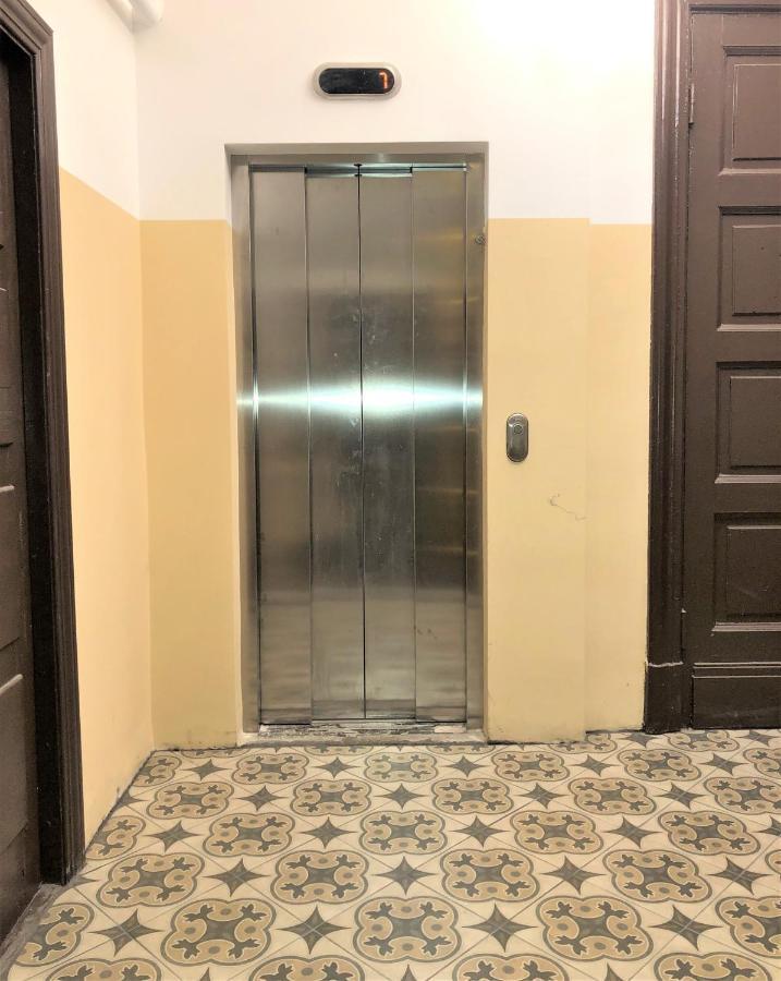 Marijas City Center Apartment Riga Luaran gambar